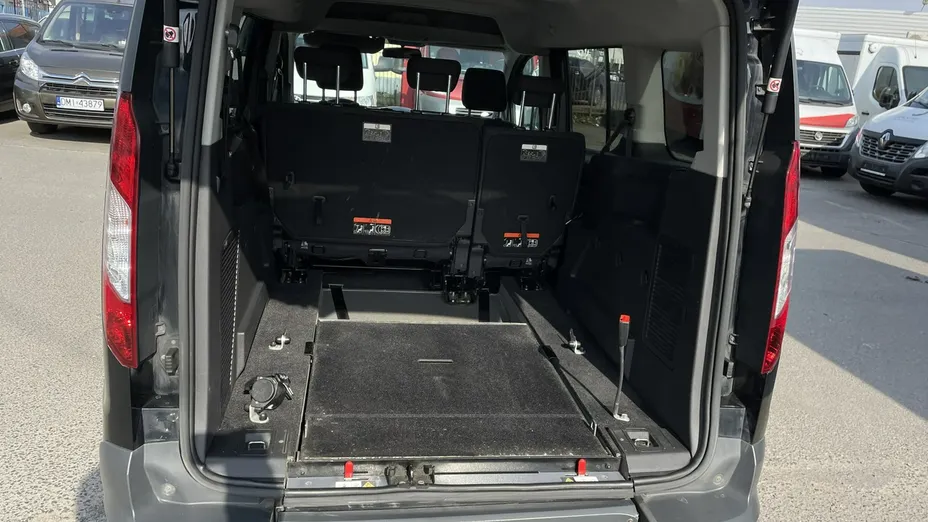 FORD Tourneo Connect -