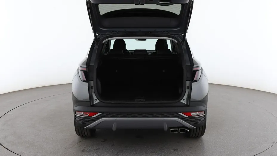 HYUNDAI Tucson -