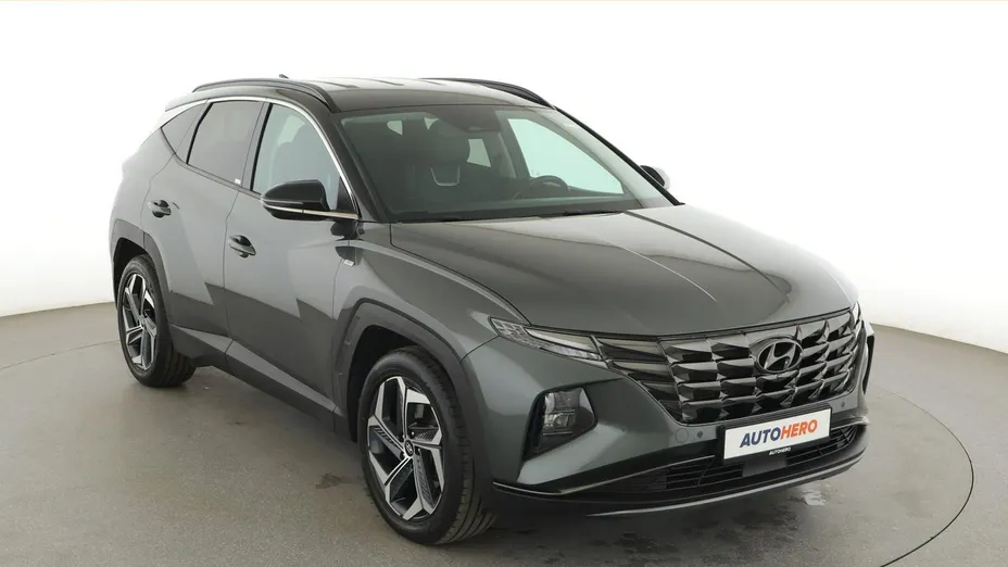 HYUNDAI Tucson -
