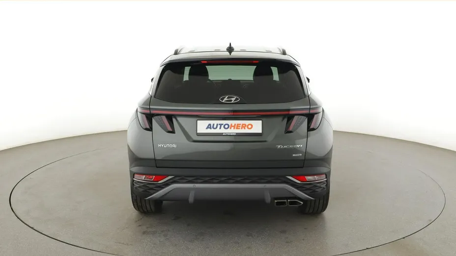 HYUNDAI Tucson -