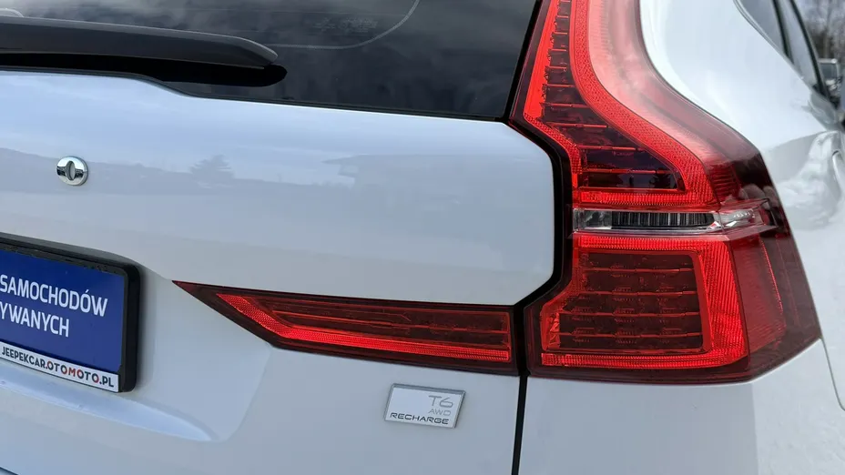 VOLVO XC60 -