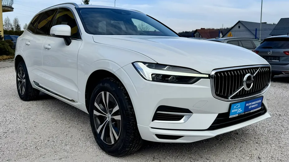 VOLVO XC60 -