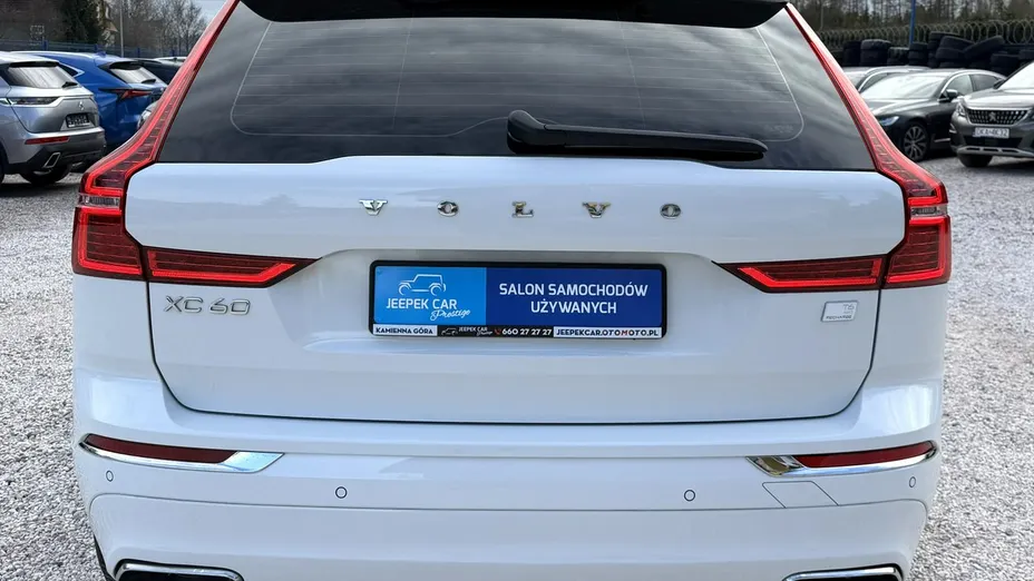 VOLVO XC60 -