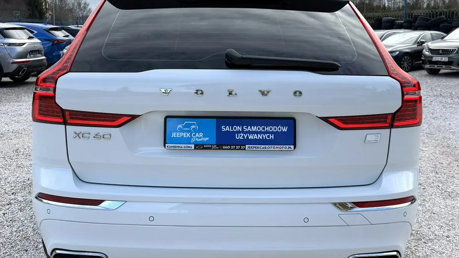VOLVO XC60 -