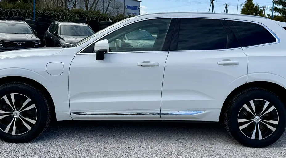 VOLVO XC60 -