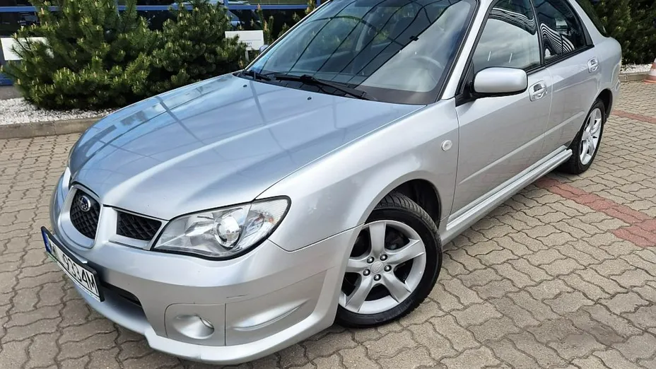 SUBARU Impreza -