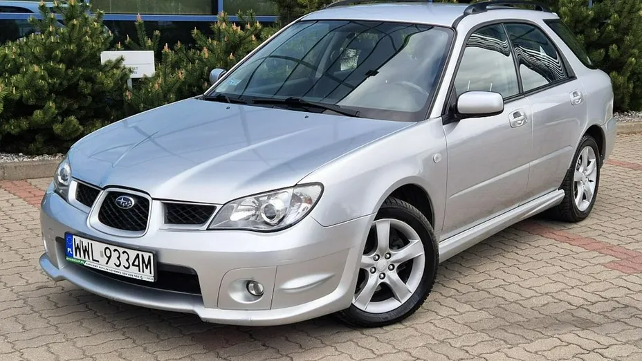 SUBARU Impreza -