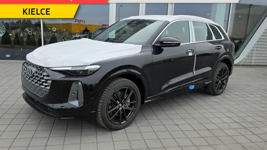 AUDI Q5 -