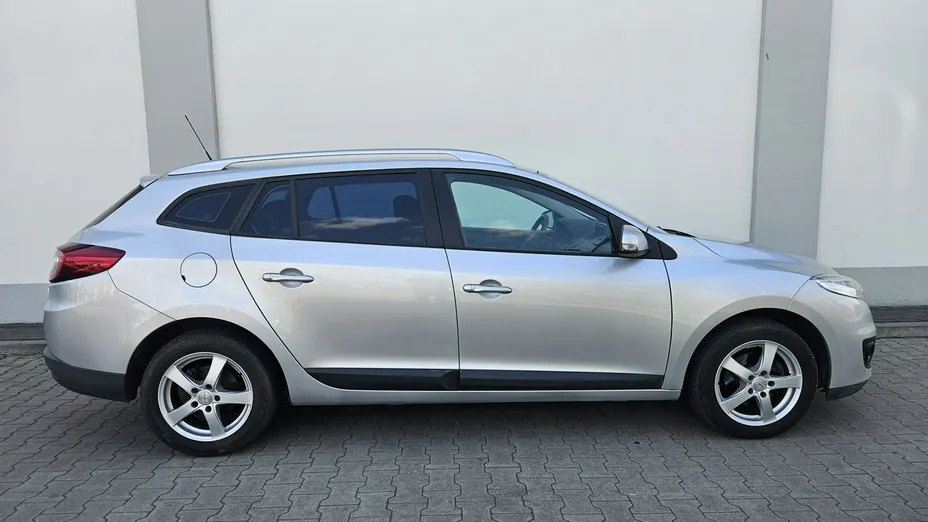 RENAULT Megane -
