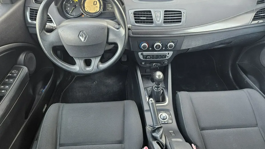 RENAULT Megane -