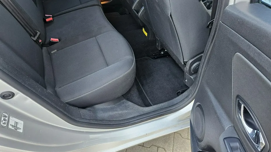 RENAULT Megane -