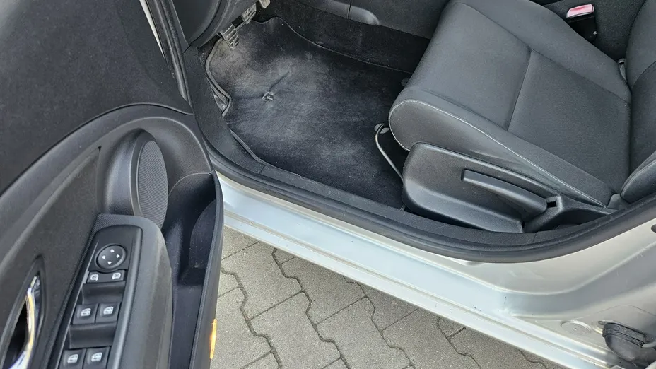 RENAULT Megane -