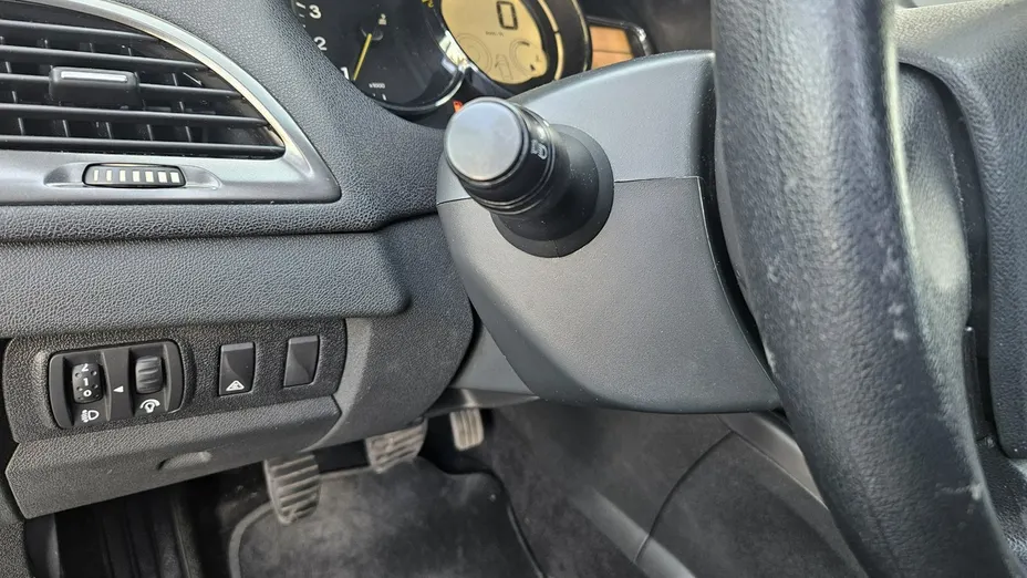 RENAULT Megane -