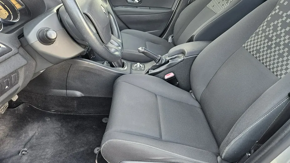 RENAULT Megane -