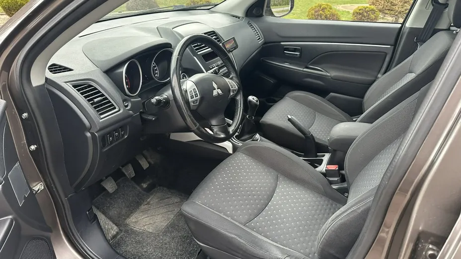 MITSUBISHI ASX -