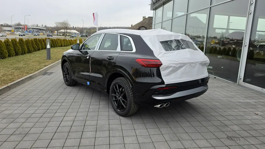AUDI Q5 -