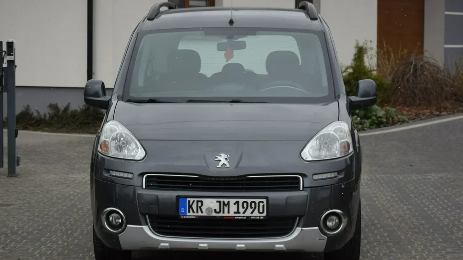 PEUGEOT Partner -
