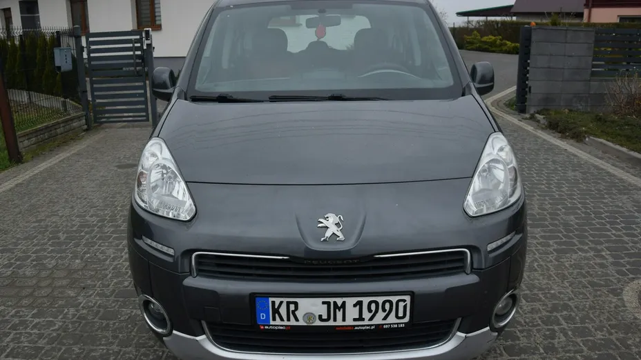 PEUGEOT Partner -