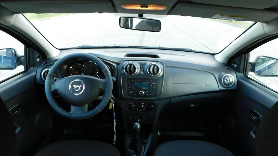 DACIA Sandero -