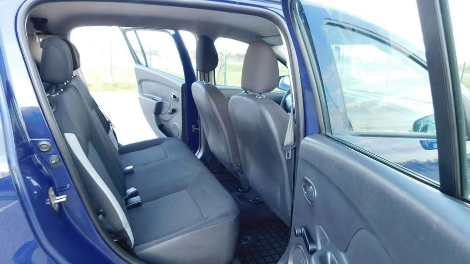 DACIA Sandero -
