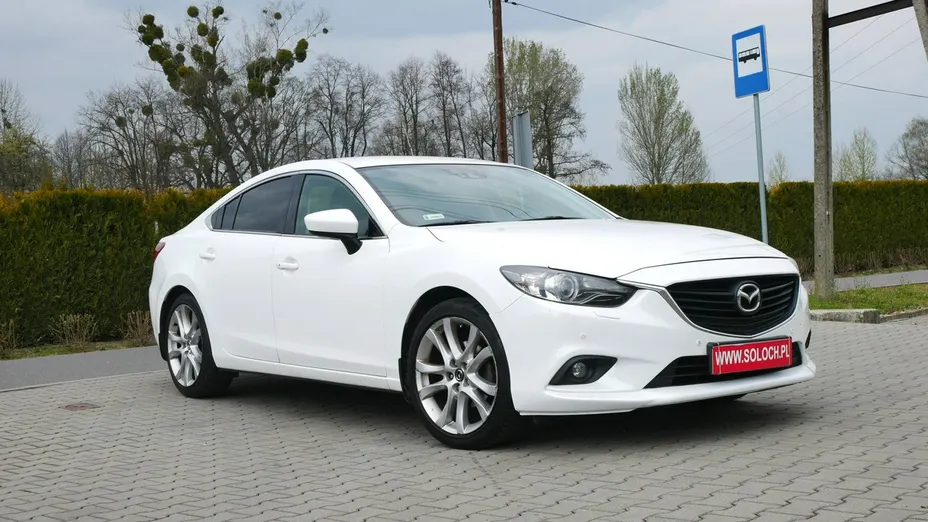 MAZDA 6 -