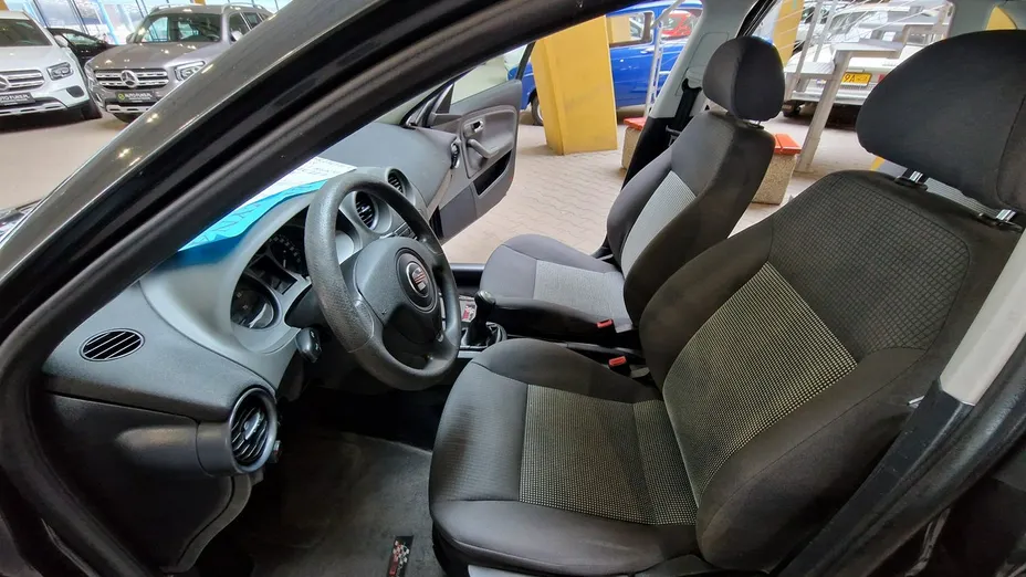 SEAT Cordoba -