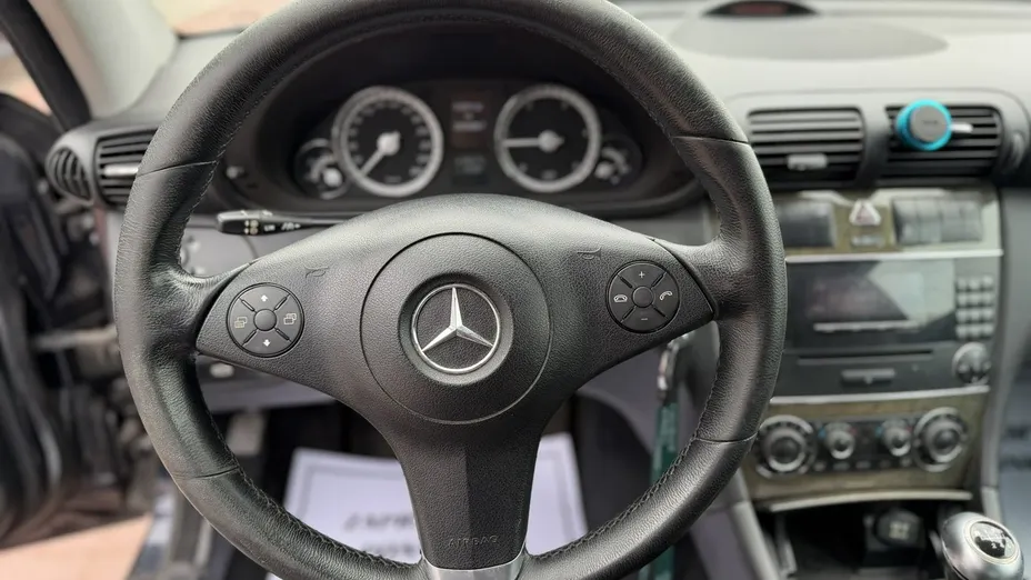 MERCEDES-BENZ CLC -