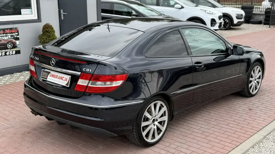 MERCEDES-BENZ CLC -