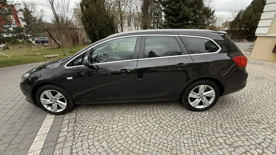 OPEL Astra -
