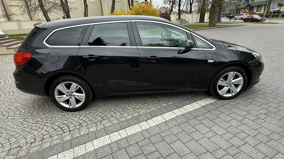 OPEL Astra -