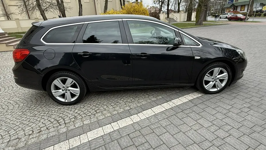 OPEL Astra -