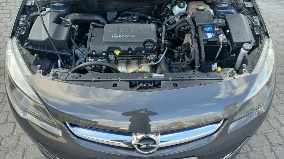 OPEL Astra -