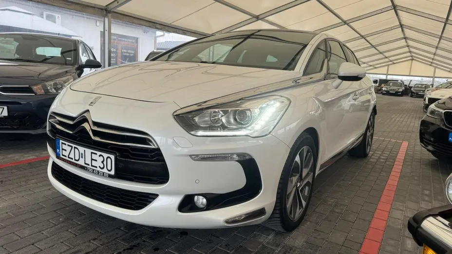 CITROEN DS5 -