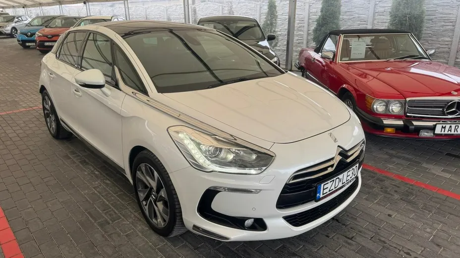 CITROEN DS5 -