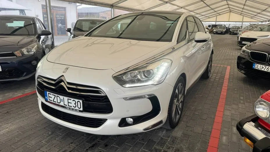 CITROEN DS5 -