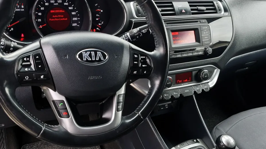 KIA Rio -