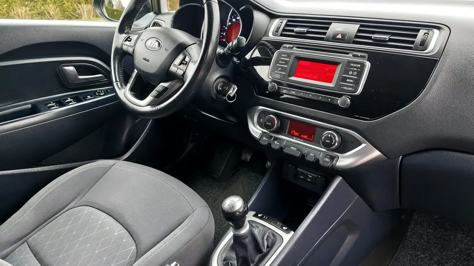 KIA Rio -