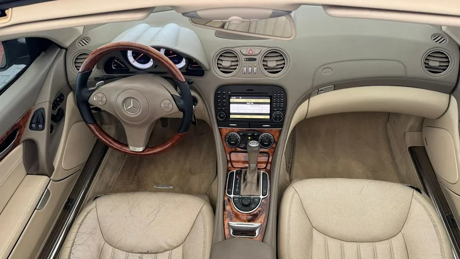 MERCEDES-BENZ SL -