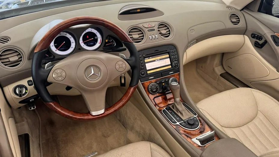 MERCEDES-BENZ SL -