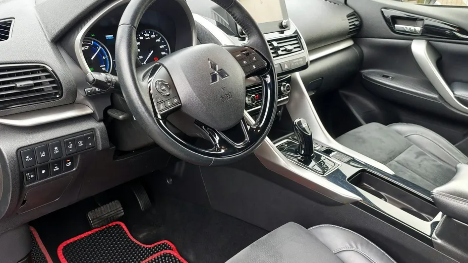 MITSUBISHI Eclipse Cross -