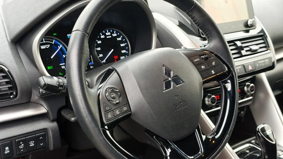 MITSUBISHI Eclipse Cross -