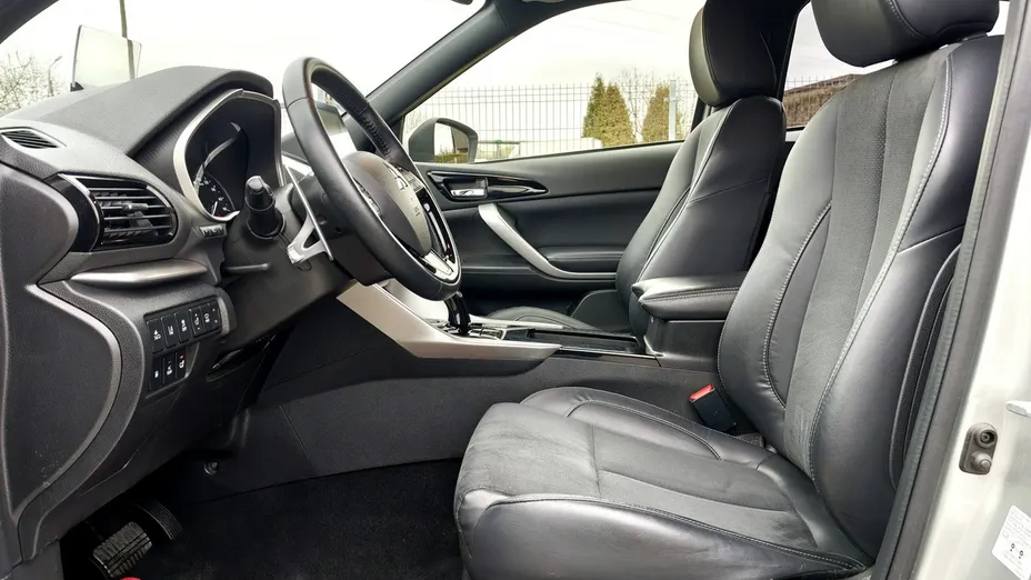 MITSUBISHI Eclipse Cross -