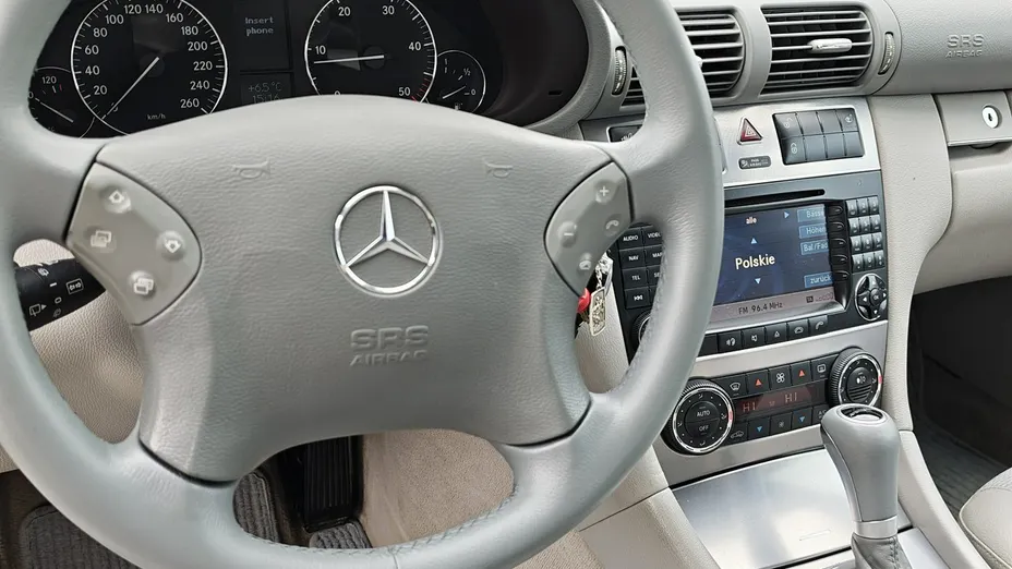 MERCEDES-BENZ C Klasa -