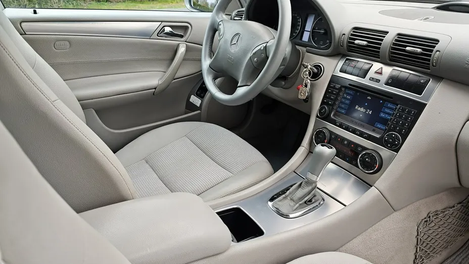 MERCEDES-BENZ C Klasa -