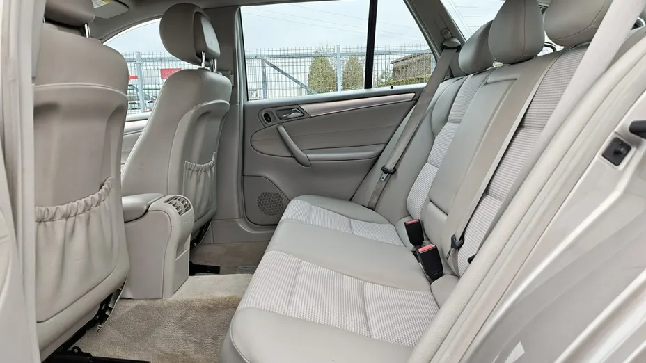 MERCEDES-BENZ C Klasa -