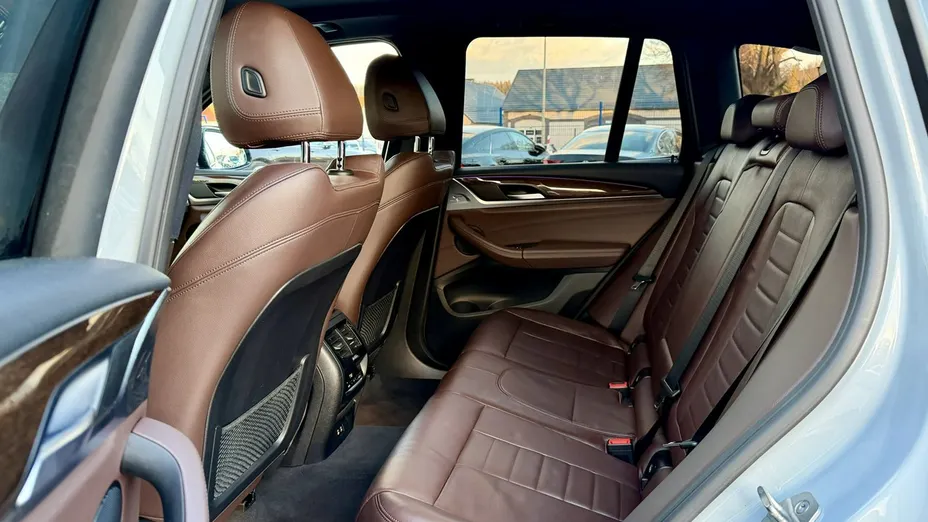 BMW X3 -