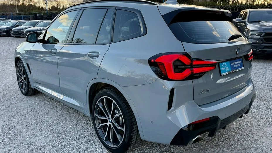 BMW X3 -