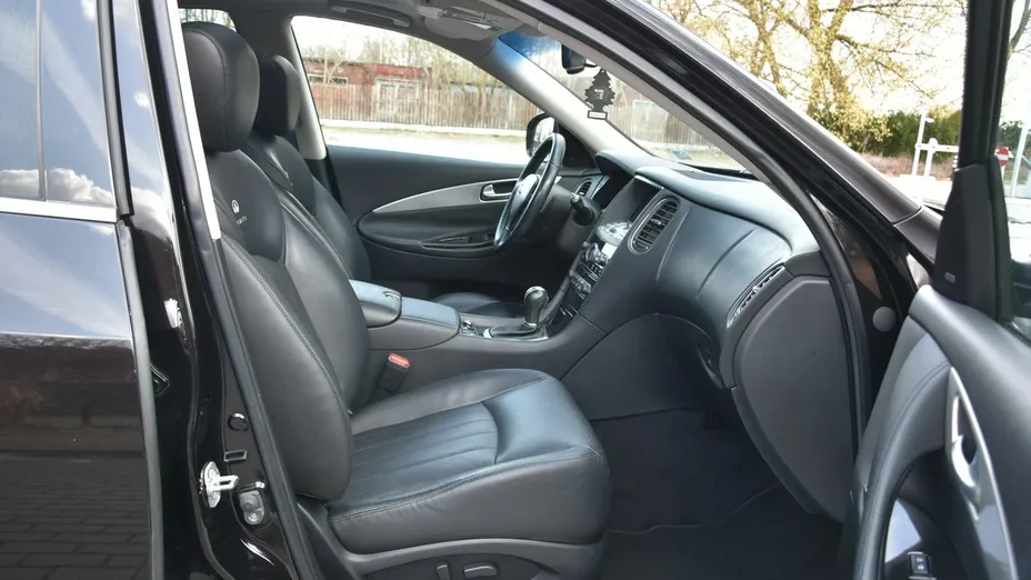 INFINITI EX -
