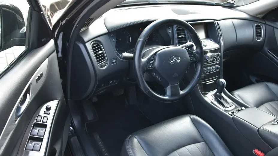 INFINITI EX -