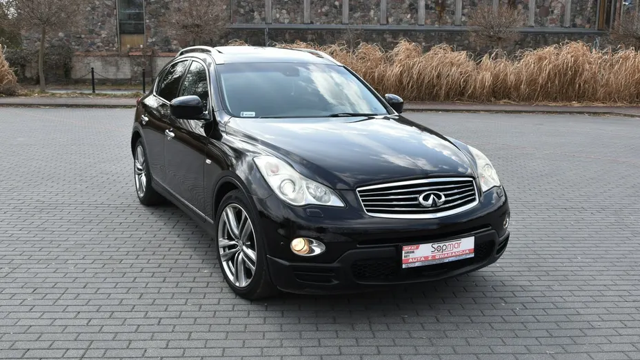 INFINITI EX -